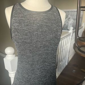 NWT BB Dakota strappy tank top tweed S boutique